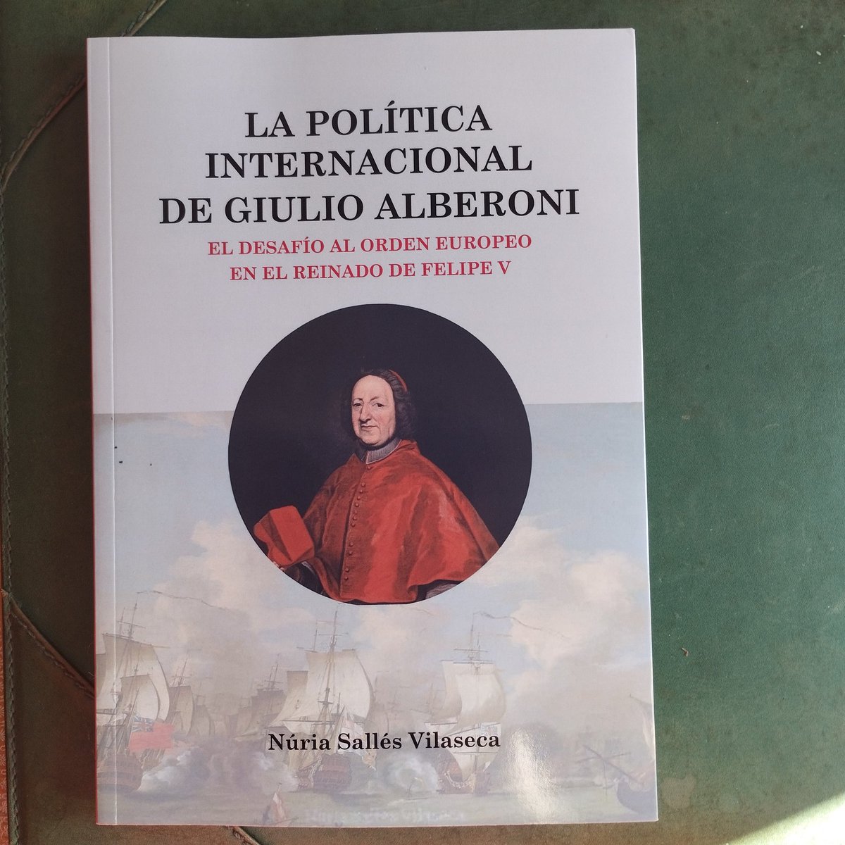Géraud Poumarède (@gpoumarede) on Twitter photo Paru il y a déjà quelques mois chez Albatros Ediciones, ce livre passionnant de Núria Sallés Vilaseca <a href="/VilasecaN/">Núria Sallés</a>, tiré de sa thèse de doctorat et nourri d'une minutieuse enquête dans les archives, renouvelle l'histoire de l'action internationale de l'Espagne au temps d'Alberoni. Paru il y a déjà quelques mois chez Albatros Ediciones, ce livre passionnant de Núria Sallés Vilaseca <a href="/VilasecaN/">Núria Sallés</a>, tiré de sa thèse de doctorat et nourri d'une minutieuse enquête dans les archives, renouvelle l'histoire de l'action internationale de l'Espagne au temps d'Alberoni.