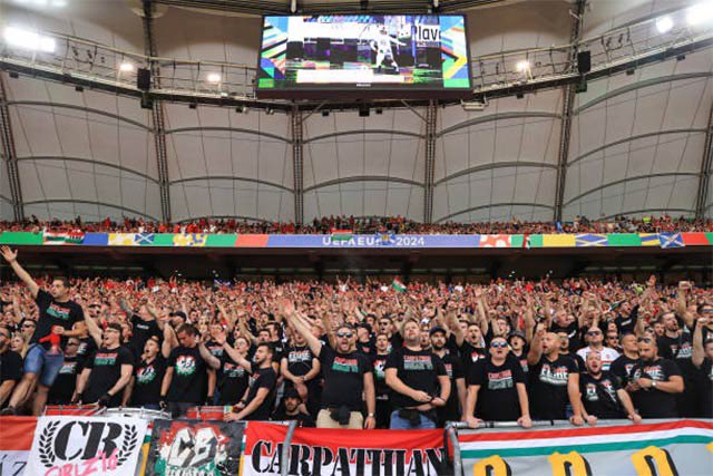 FootballAwaydays tweet media