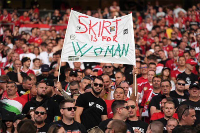 FootballAwaydays tweet media