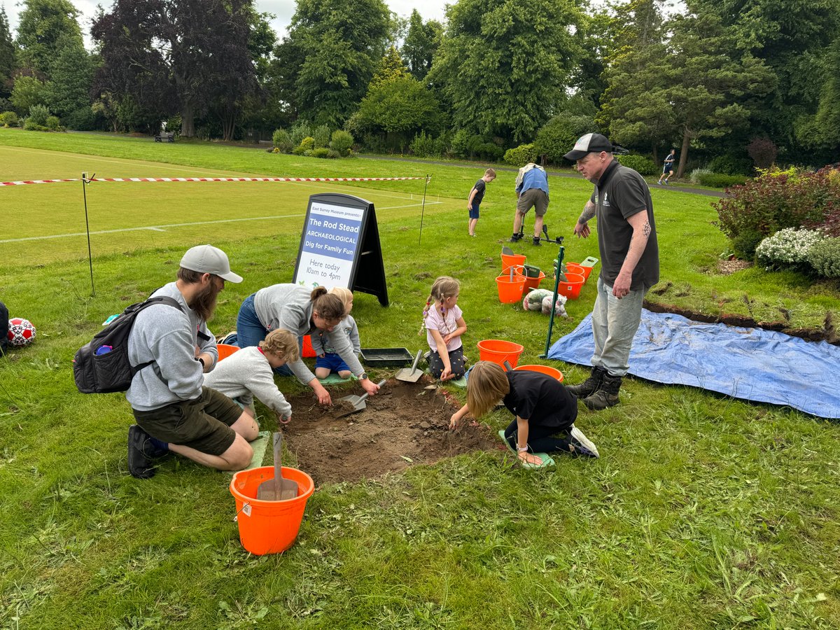 CaterhamRotary tweet media