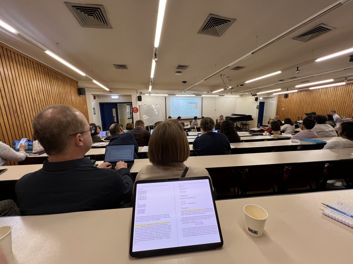 DARIAH_SI's tweet photo. Sodelavci iz Raziskovalne infrastrukture INZ so se pretekle dni udeležili DARIAH Annual Event 2024 v Lizboni. Tam so v okviru teme Workflows predstavili prenovljen portal Zgodovina Slovenije-SIstory.
Celoten plakat si lahko ogledate na povezavi https://t.co/7IJmyyUScK
#dariah2024 https://t.co/ncmMgJVxQP