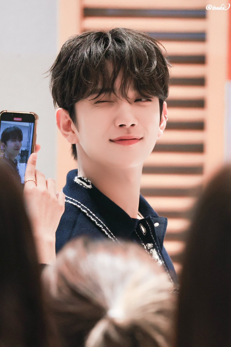 240612

🍞

#JOSHUA #조슈아 
#ジョシュア
#SEVENTEEN #세븐틴