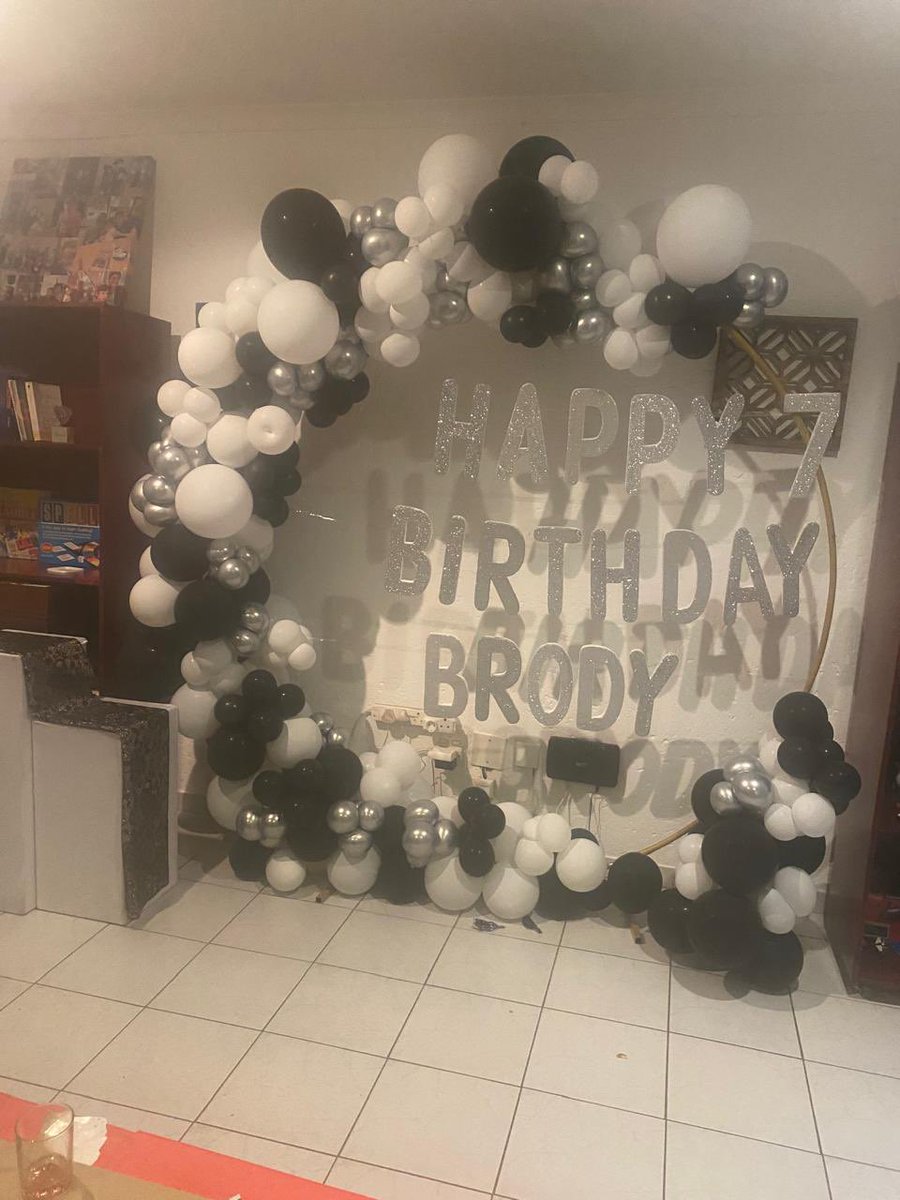 CarlyEvents's tweet image. Balloon decor services available at affordable prizes
Contact us @ 0795377101
Carly G Events
#backdropdecoration
#balloondecor
#balloongarland