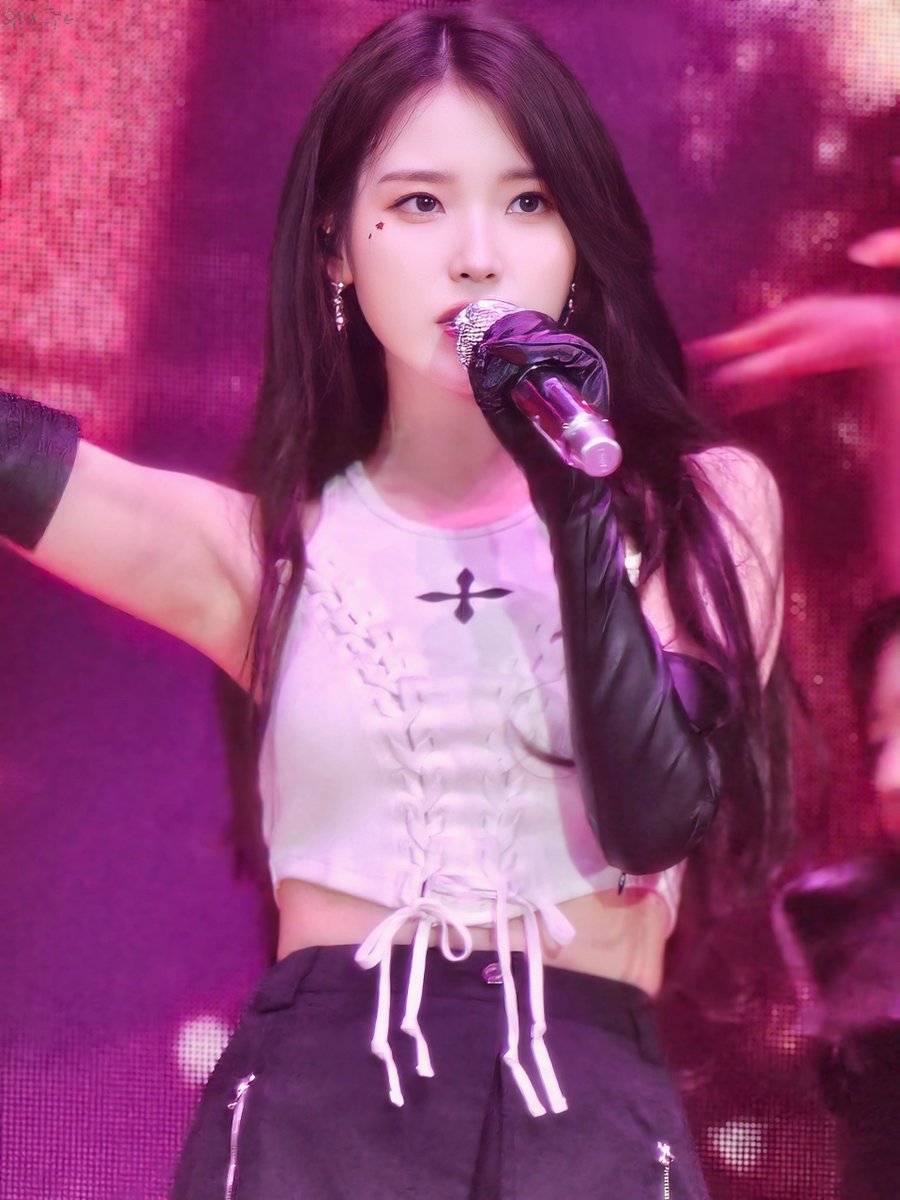 wyjc516's tweet photo. 지은시
아이유날 D-86
240427 IU HEREH WORLD TOUR CONCERT IN JAKARTA  
Outfit 5
#아이유 #IU #HEREH #IU_WORLD_TOUR #HEREH_WORLD_TOUR_IN_JAKARTA https://t.co/AR0fc9WtYf