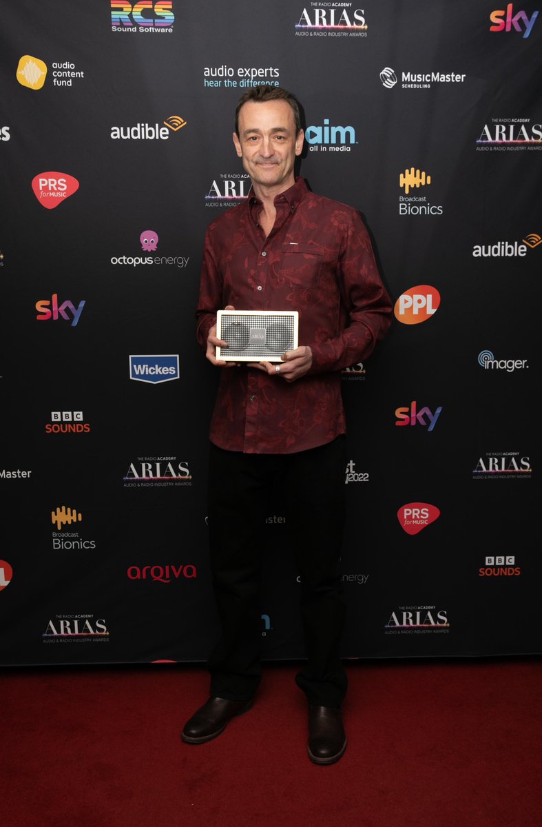 ⚫️ We are heartbroken to announce the death of our colleague and National Prison Radio's Rock Show host James Phillips. 

James won multiple @RadioAcademy ARIAS, including a Gold Award in 2022 for Best New Presenter.

🖱️ Here is James's remarkable story:
prison.radio/?p=49239