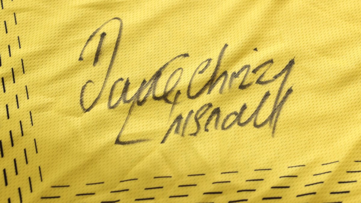 Harrows Darts (@harrowsdarts) on Twitter photo To celebrate <a href="/ChizzyChisnall/">Dave Chisnall</a>'s 7th European Tour title, we are giving away a signed Chizzy shirt!
For your chance to win Like, repost and comment on this post with the hashtag #Chizzy7🏆.
The winner will be announced on Wednesday 26th June.
Good luck!
#TeamHarrows #DefyLimits To celebrate <a href="/ChizzyChisnall/">Dave Chisnall</a>'s 7th European Tour title, we are giving away a signed Chizzy shirt!
For your chance to win Like, repost and comment on this post with the hashtag #Chizzy7🏆.
The winner will be announced on Wednesday 26th June.
Good luck!
#TeamHarrows #DefyLimits