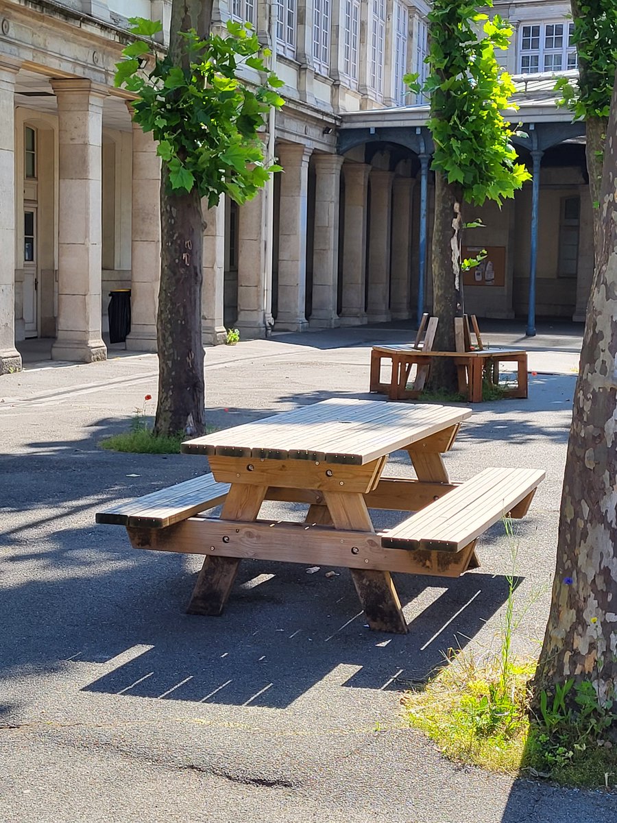 ColbertParis tweet media