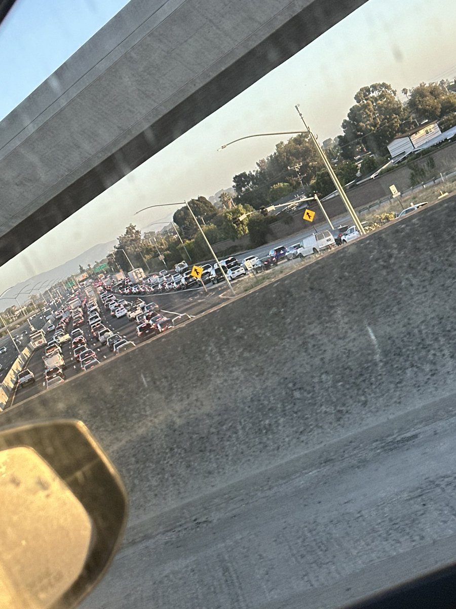 Praa1's tweet photo. @KCBSAMFMTraffic Heavy traffic https://t.co/3PisuBHe0N