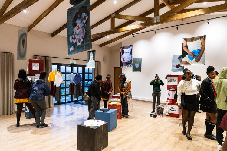 GroundUp (@groundup_news) on Twitter photo In photos: President urged to make sanitary pads free
<a href="/I_MenstruateZA/">I_Menstruate Movement</a> launches “period poverty” exhibition in Franschhoek
groundup.org.za/article/art-ex… by Mary-Anne Gontsana. Photos by <a href="/AshrafRSA/">Ashraf Hendricks</a> In photos: President urged to make sanitary pads free
<a href="/I_MenstruateZA/">I_Menstruate Movement</a> launches “period poverty” exhibition in Franschhoek
groundup.org.za/article/art-ex… by Mary-Anne Gontsana. Photos by <a href="/AshrafRSA/">Ashraf Hendricks</a>