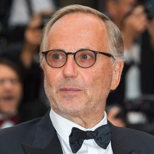 luckasdelille59's tweet photo. "Les acteurs doivent respecter un devoir de réserve, de non-obscénité, parce qu'ils ne vivent pas les problèmes des gens." Fabrice Luchini https://t.co/XA42wEkKUY
