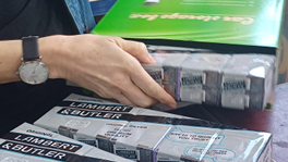 MerPolWirral's tweet photo. Officers from #EVOLVE Wirral working with Trading Standards have seized £15,000 worth of illegal cigarettes and vapes from convenience shops in Wirral. Read here for more info:  https://t.co/c2ZQFWZUkJ 
#EVOLVE #LoveWhereYouLive https://t.co/hnyURchHYt