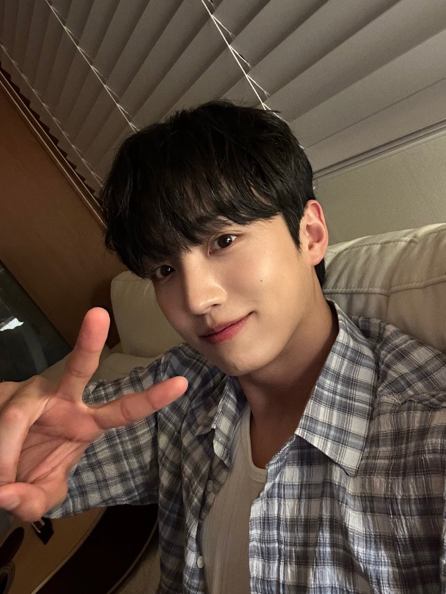 yyyein_n's tweet photo. #오늘의선율 📸

📻

#선율 #SUNYOUL #선예인 https://t.co/OvJU0W4IcP