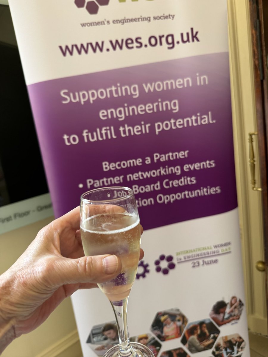hillaryt29eng's tweet photo. Delighted to be here on behalf of @bindt for @INWED1919 @WES1919 #inwed24 awards   …. Congratulations to all https://t.co/cvA9qSydVS