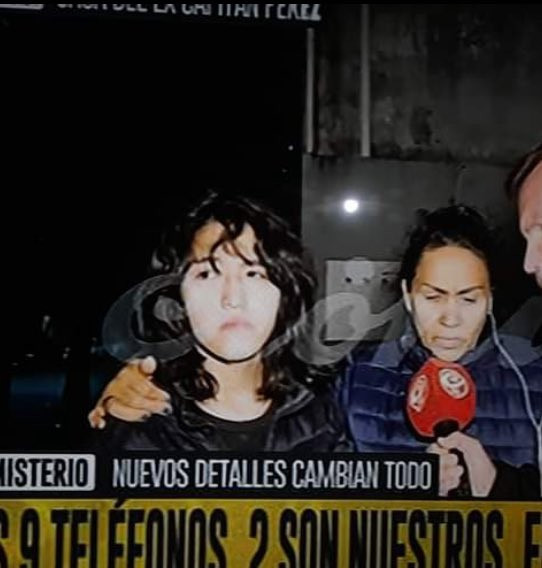 usdtermo's tweet photo. Es realmente turbio y preocupante el parentesco de la hija de Carlos Pérez, que está vinculado a una red de trata de personas, con Sofia Herrera, la chica secuestrada en 2008. https://t.co/UkhVYb2fiz