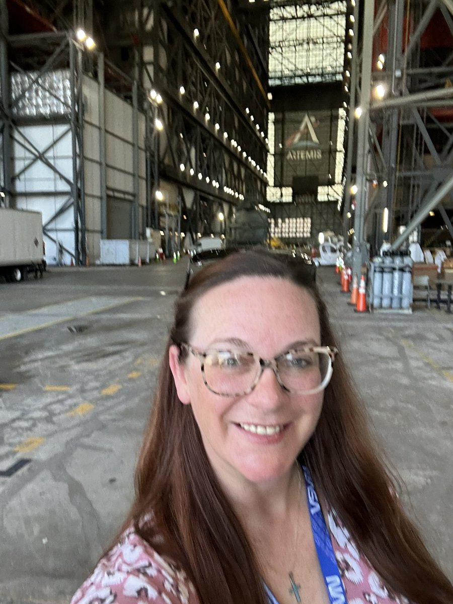 DCCSTEM's tweet image. Touring during our GOES-U @NASASocial Currently in the Vehicle Assembly Building (VAB) which is 520 feet tall and where all of the Artemis program is assembled before launch 
#nerding
#NASAnerding