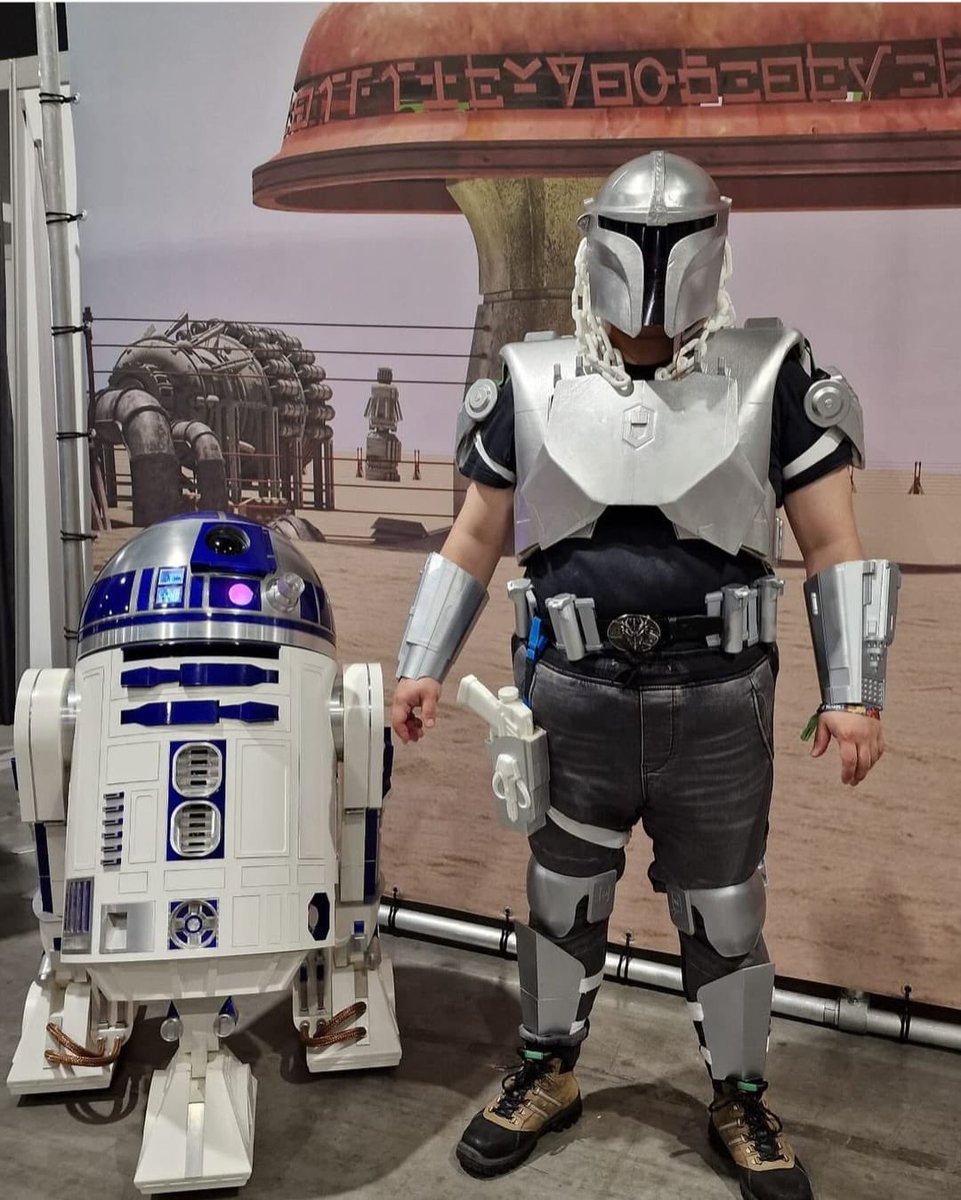 KMT82design's tweet photo. #dutchcomiccon #cosplaynl #predalorian https://t.co/wFNYxXXNdE