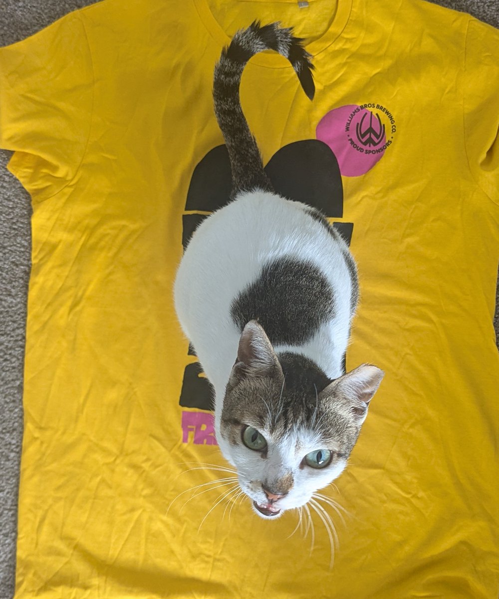 Matthew Gorrie π (@mattgorrie) on Twitter photo The beer has already been drunk this #medalmonday but the cat approves of this excellent <a href="/BlackRockFive/">Black Rock '5'</a> T shirt! <a href="/runr_uk/">Runr</a> <a href="/UKRunChat/">UKRunChat</a> <a href="/racecheck/">racecheck.com</a> #runr The beer has already been drunk this #medalmonday but the cat approves of this excellent <a href="/BlackRockFive/">Black Rock '5'</a> T shirt! <a href="/runr_uk/">Runr</a> <a href="/UKRunChat/">UKRunChat</a> <a href="/racecheck/">racecheck.com</a> #runr