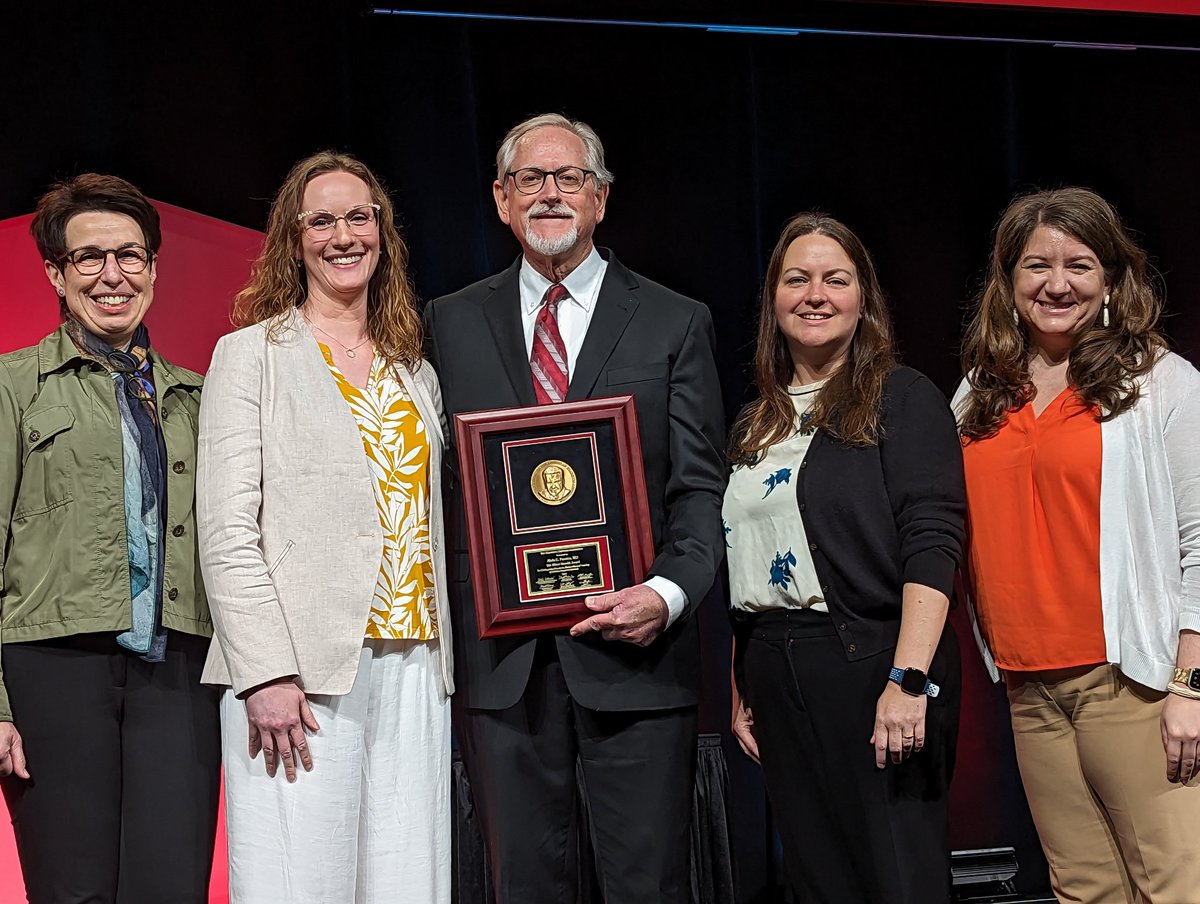 Dr. Danielle Dean tweet media