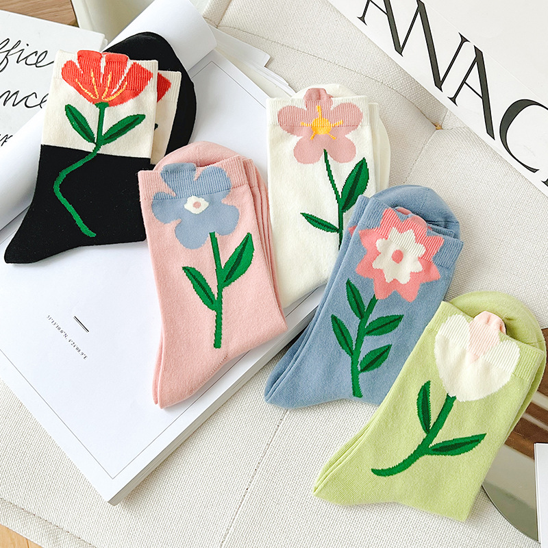 HainingHadSocks's tweet image. 🌸 Elevate Your Style with Our Bespoke Flower Cotton Socks! Designed for those who appreciate the finer things in life, each pair is a unique blend of luxury and style. #BespokeSocks  #CottonComfort #SockStyle #LuxurySocks #socks #customsocks #fashionstyle #accessories #hosiery