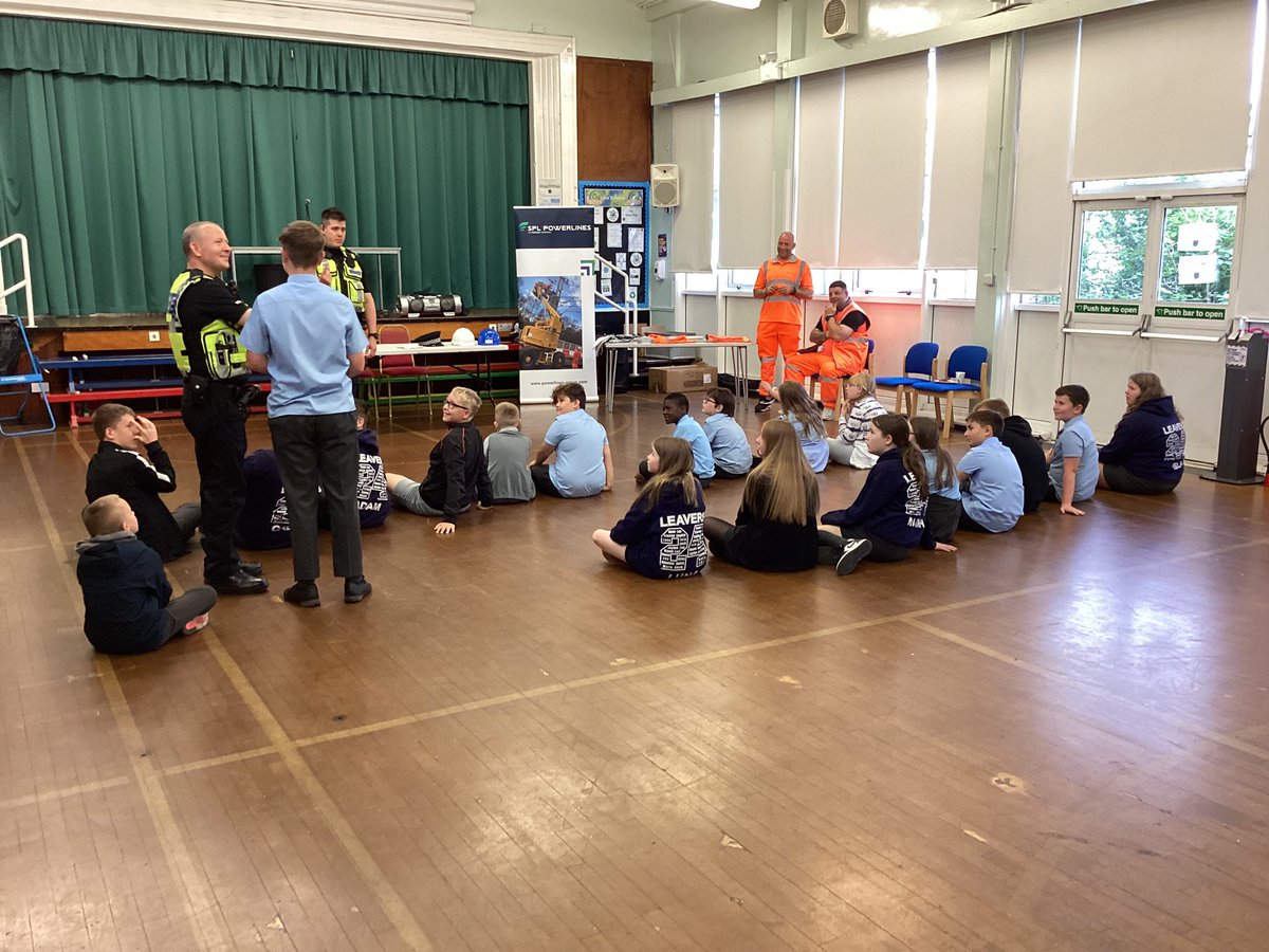 Thank you to <a href="/splpowerlinesuk/">SPL Powerlines UK</a> and <a href="/BTP/">British Transport Police</a> for visiting us today and talking to us about keeping safe around level crossings and power-lines! We learned a lot! <a href="/Logans_Primary/">Logans PS and NC</a> <a href="/MAkhtar19560/">Miss Akhtar</a>