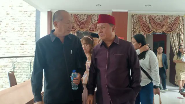 Jems Tuuk Mengaku Heran: Banyak Negara Bikin Pantai Buatan, Manado Sebaliknya  -  beritamanado.com/jems-tuuk-meng…