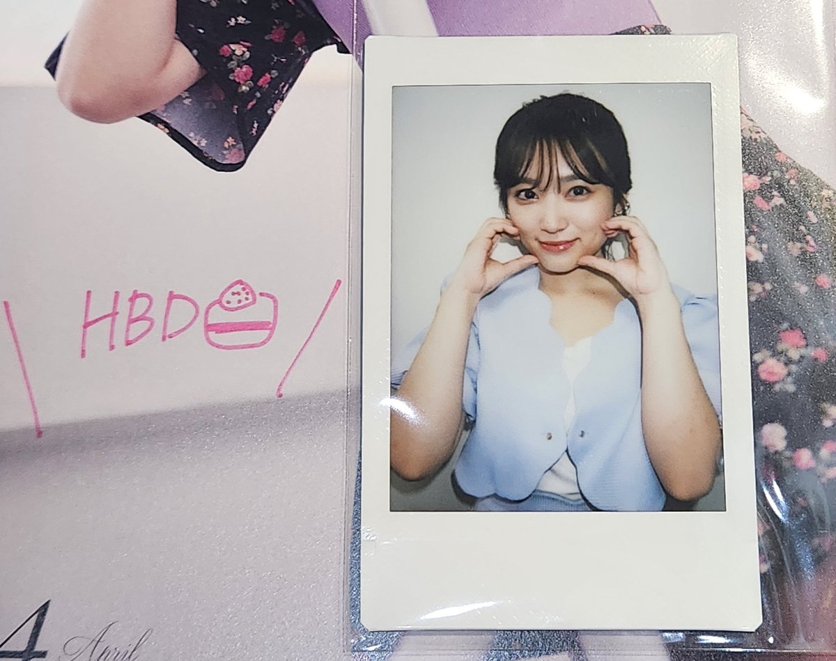 #야부키나코 #Yabukinako #矢吹奈子 
奈子ちゃんカレンダー届いた😱✨️
Genius??になってるwww🤣
チェキもあったんだね…知らなかった😅💦
ありがとう☺️💕