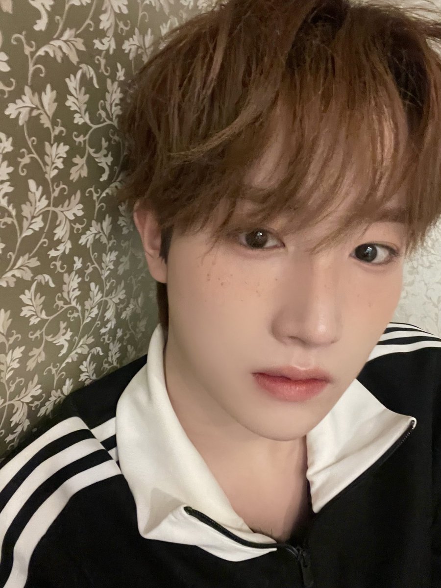 TPST_twt's tweet photo. [#혁] 🦋👦🤍 https://t.co/CTsPLDZe9m