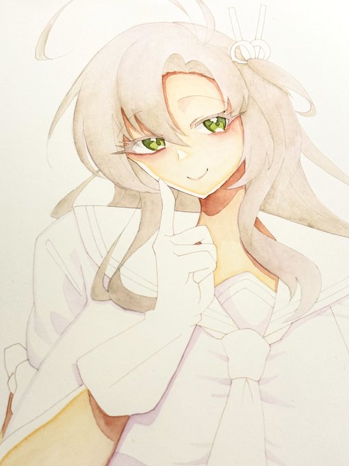 出先で水彩の進捗をしてる!!
衣笠さんの髪色がやりたい感じの色味に塗れて嬉しい〜〜!!🎊🎊 