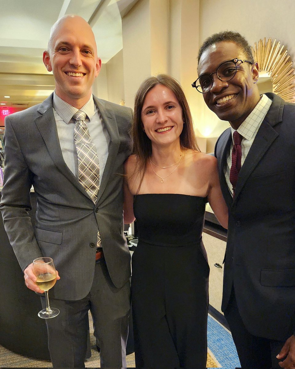 VCU 's Surgical Oncology fellows and honorary fellow (me 😂) for 2023-2024. @bsparkmanMD