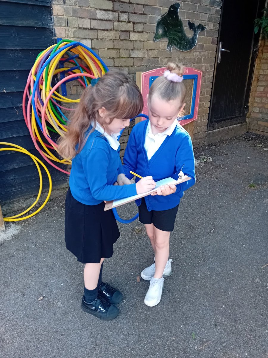 Fridaybridge primary school (@fridaybridgepr2) on Twitter photo Wren's class investigating materials in science <a href="/Fridaybridgepr2/">Fridaybridge primary school</a> fridaybridge.cambs.sch.uk Wren's class investigating materials in science <a href="/Fridaybridgepr2/">Fridaybridge primary school</a> fridaybridge.cambs.sch.uk