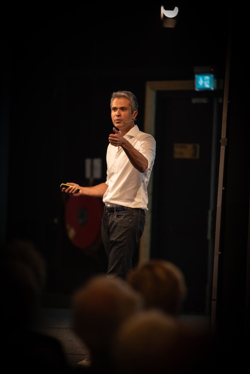 Madelonline's tweet photo. It was so nice meeting you at our event Health before Profit,  @DrAseemMalhotra 

Thank you for your important work, message and great energy. 

Until the next! https://t.co/hBwO4mQJYE