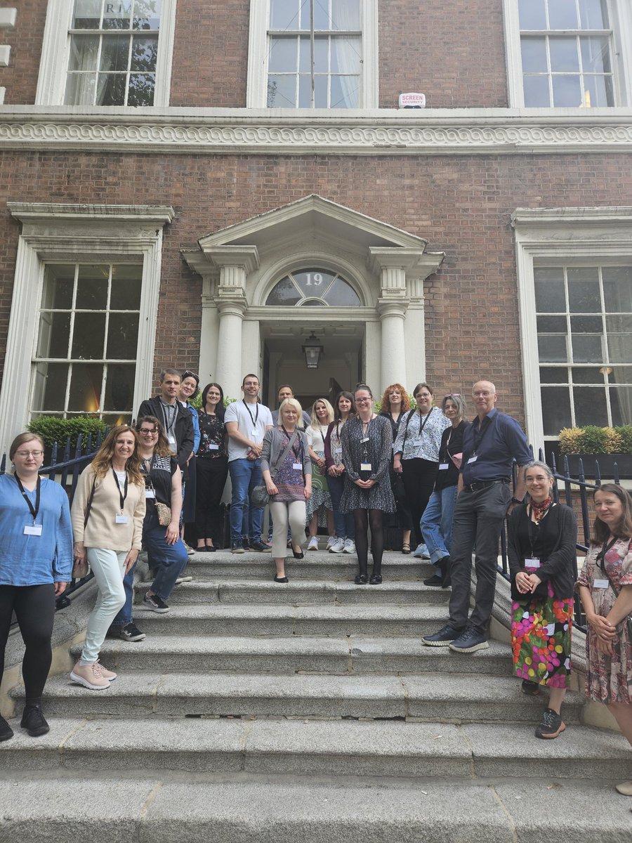 Laura Connaughton tweet media