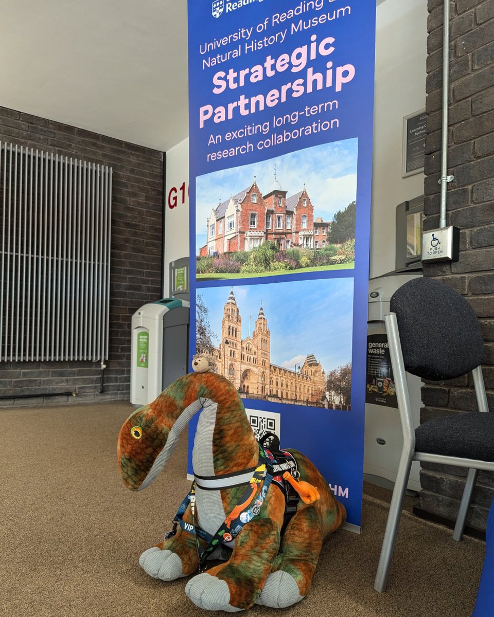 Maximum attended the <a href="/SystAssn/">The Systematics Association</a> conference at <a href="/UniofReading/">Uni of Reading</a> . Learning lots from fascinating talks and telling people about the strategic partnership between #NaturalHistoryMuseumLondon and Reading.  They also made friends and got to be part of the group photo. Where's Maximum?🦕