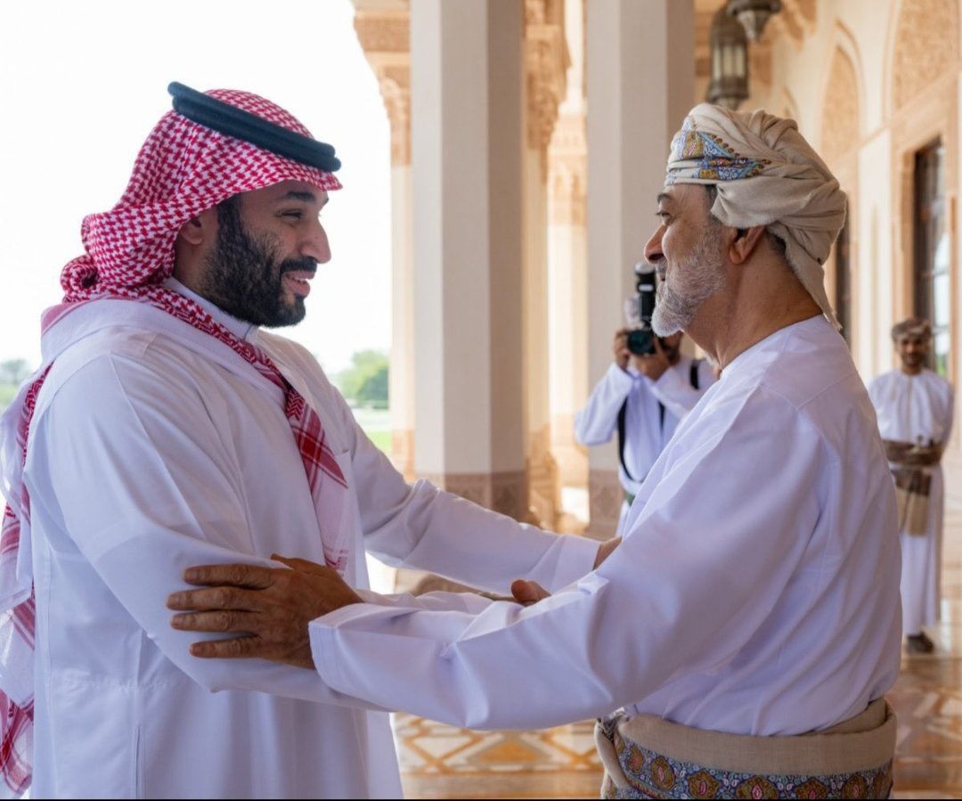 #سالم_الشحاطي
اللهم فرج همه وكربته
وارفع الظلم عنه 
وعن كل مظلوم  يارب العالمين.