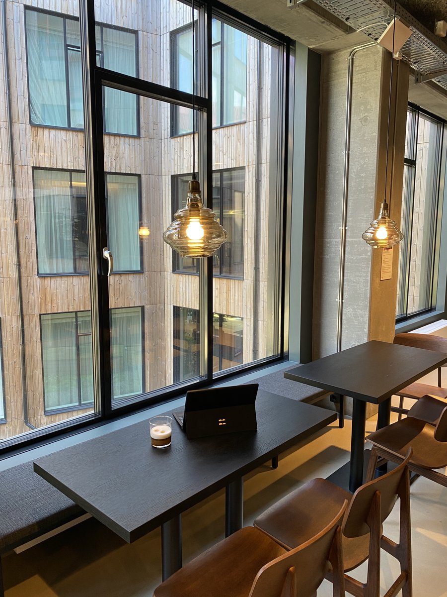Monday at the Fischer &amp; Kerrn office ☕🌻