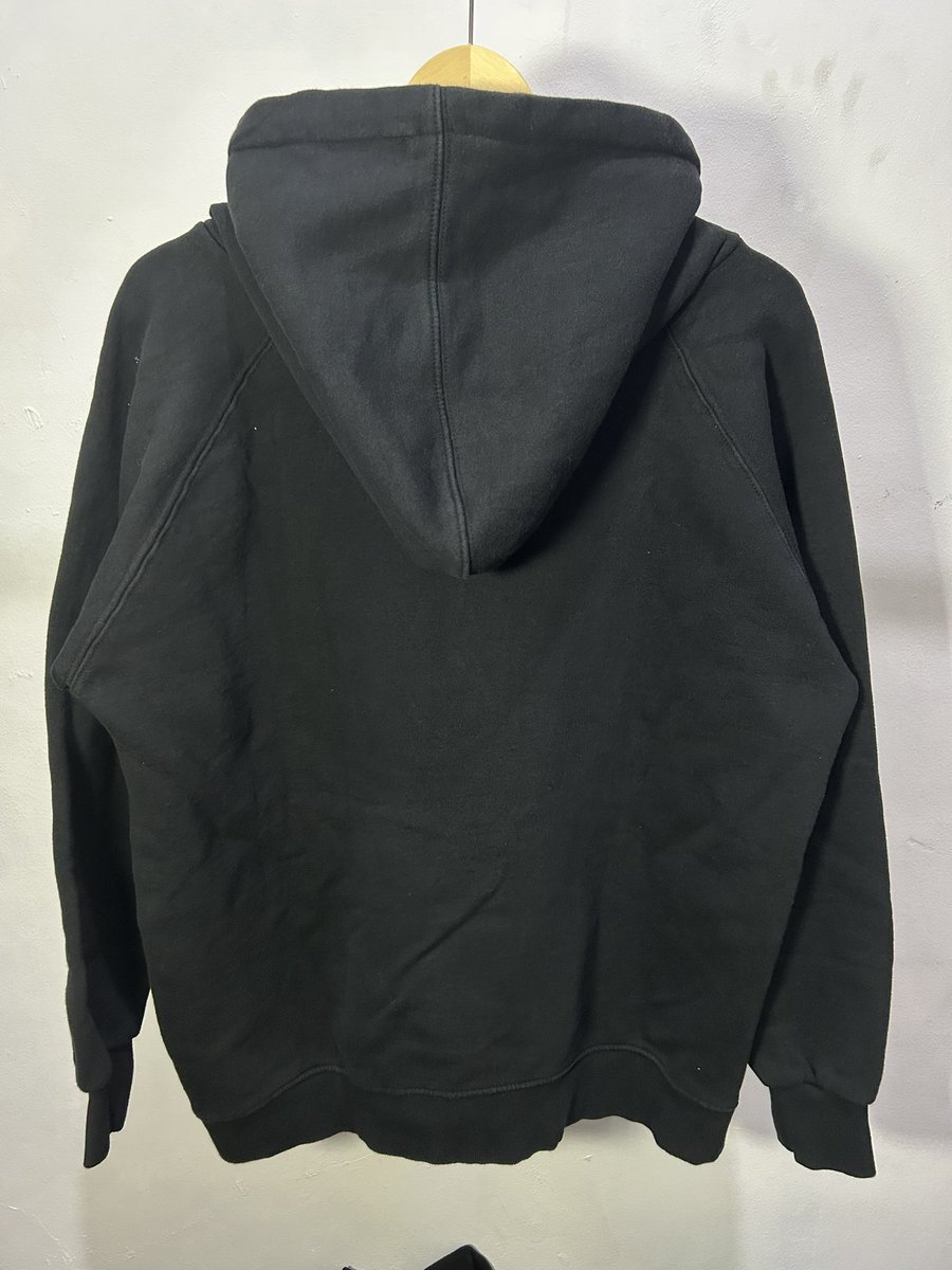 jinjinpreloved's tweet photo. 📍PRELOVED📍

ACOVER HOODIE BLACK

Kondisi : Very Good Condition (9/10)
Size : M ( 112 x 65 cm)
Harga : Rp 115.000
Minus : -
 
✅ SUDAH LAUNDRY
✨ 100% ORIGINAL

#zonauang #zonajajan #acoversecond https://t.co/jsM7oHUFUz