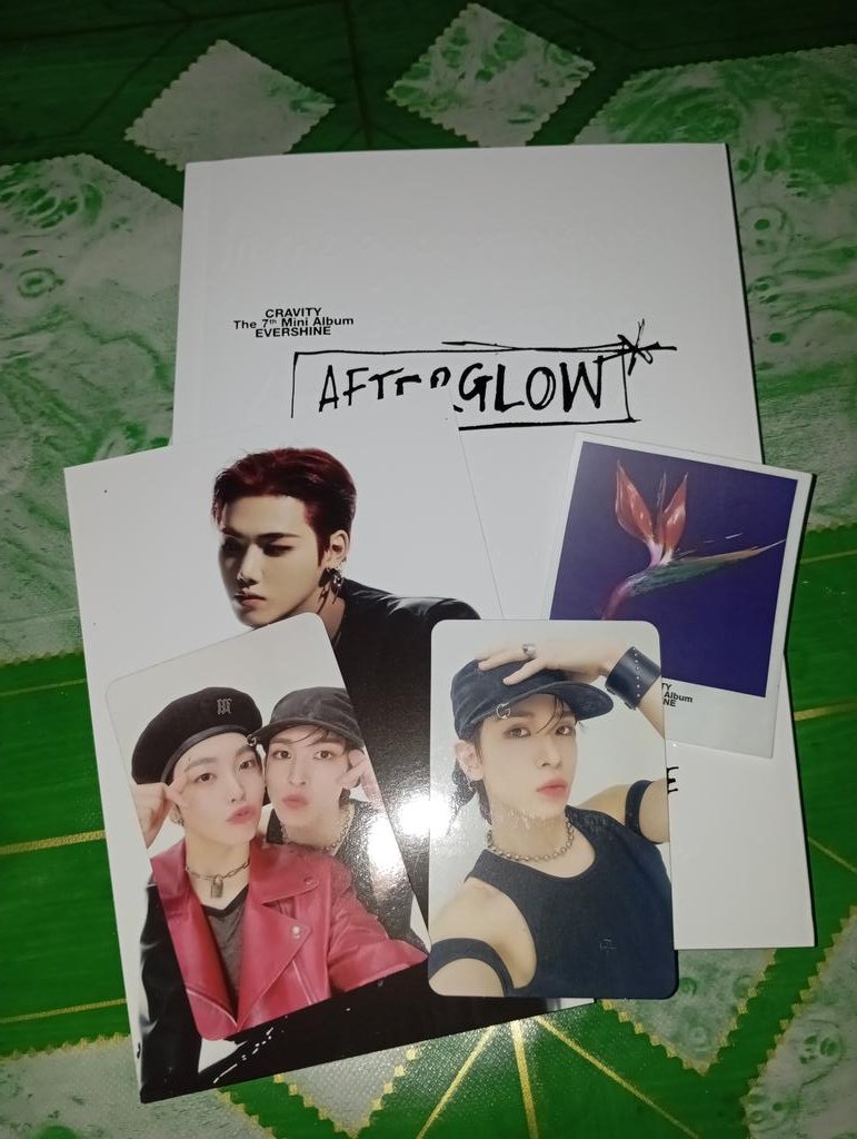 wixyle's tweet photo. Yeyyy umuwi na yung album set koo 🥹🥳 so happy for my pulls 🥹🥹🥹 Salamat poo @sbuhauls 🫶🏻🫶🏻🫶🏻🫶🏻

#fromsbu https://t.co/GgR0b2N0KX