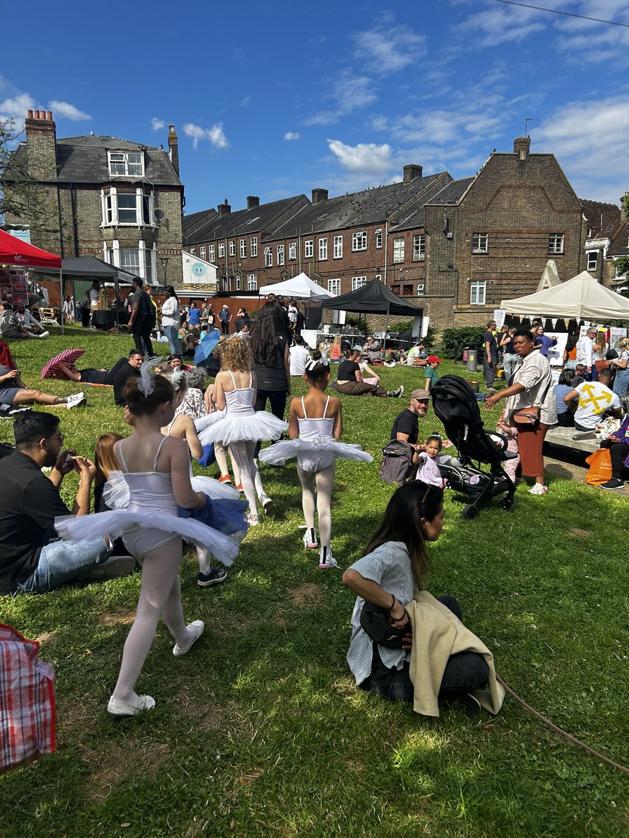 StreathamFood's tweet photo. Thanks to all of our sponsors for supporting the Streatham Food Festival this weekend. 

It was incredible to see the local community coming out to celebrate our amazing food scene in Streatham. 

@AnthonyGoldLaw @VirginActiveUK @WhizzDance @instreatham https://t.co/s513R8UnK3
