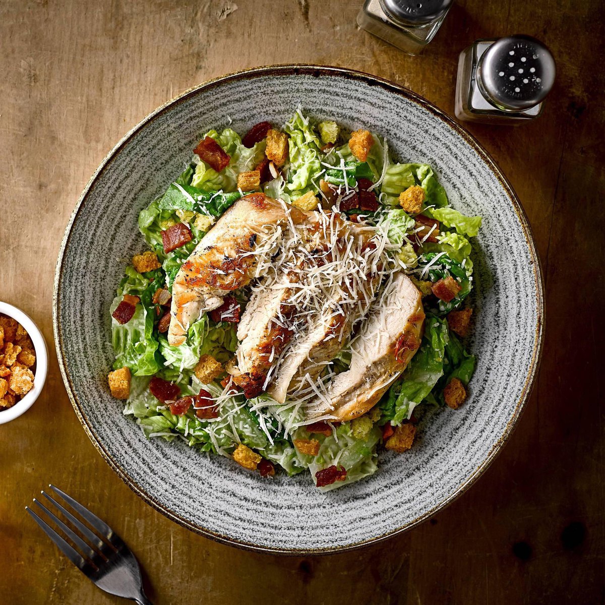 londonbridgeinn's tweet photo. Enjoy lunch in the sun here at London Bridge inn today…
Our popular pub lunch menu is served Monday to Friday from 12 till 5pm, enjoy 2 tasty mains for £20.95 - go on treat yourself it’s Monday 😀
#publunch #lunchtimeoffer #terracegarden https://t.co/RMnuFC2YYX