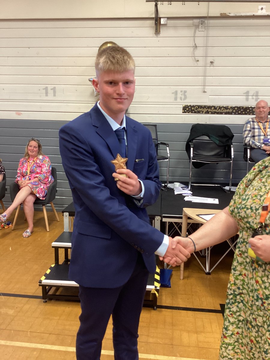 wearestclares tweet media