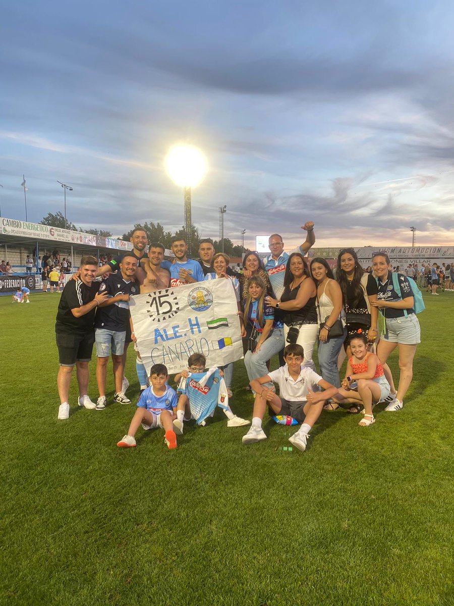 Enhorabuena a todos familia del <a href="/CDCORIA/">Club Deportivo Coria</a>. En especial me alegro mucho por los "bataneros" <a href="/JOSE10NOLACORIA/">JOSÉ NOLA ANTONIO GONZÁLEZ</a> y <a href="/alexhdez1996/">Alejandro</a>. También otros compañeros cómo <a href="/marcoscoria90/">Marcos</a> <a href="/PinoBrozas/">Fernando Daniel</a> <a href="/avilarojas81/">Miguel Angel Avila Rojas</a>