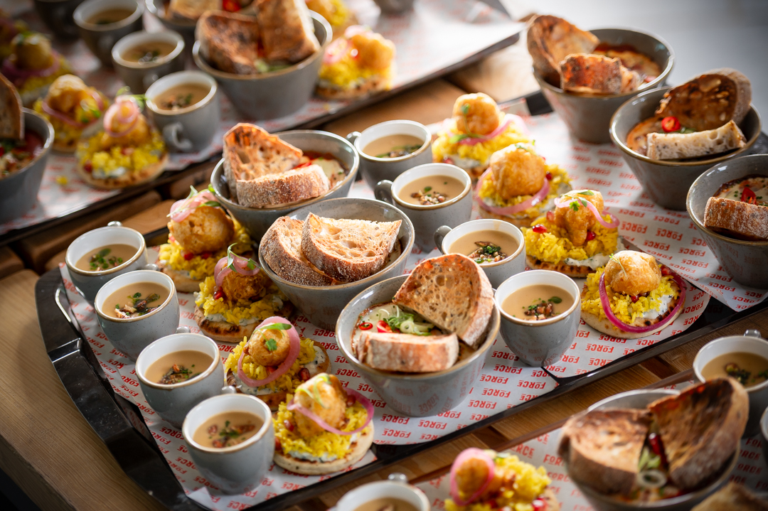 LA23NET's tweet image. And that was The Big Foodie Finale! What a way to end an amazing season of @LA23NET events 🎉
Browse all of the photos from the night 👉 flic.kr/s/aHBqjBwwQj
We&apos;ll be back with more opportunities to network with some mighty fine people in September 🌱☀️
#Cumbria #LA23NET