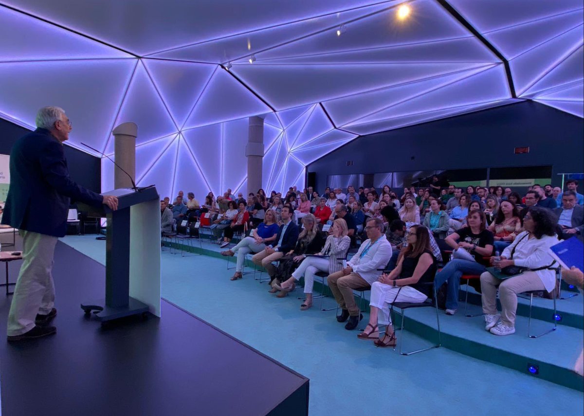 ProyectoGestpar's tweet photo. El pasado 20 y 21 de junio Ángel F. González participó en la jornada técnica de Seguridad Alimentaria organizada por Madrid Salud y Mercamadrid . En nuestro caso, la presentación trató sobre el proyecto GESTPAR y sus objetivos.

https://t.co/WBRiAg3G1I https://t.co/7f5IBgJJic