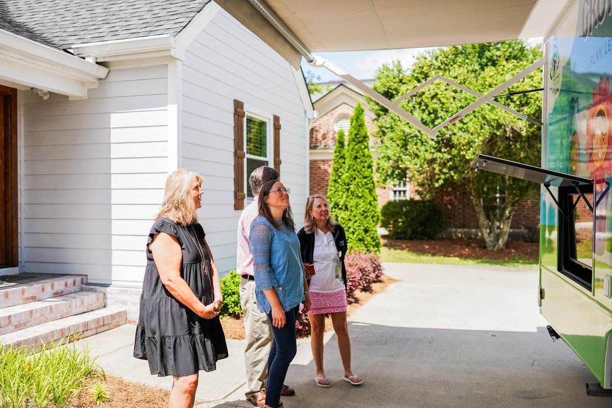 MSVehicles's tweet image. &quot;Grow on the GO&quot; 🌷🌻

Ensuring every child experiences a fun, welcoming, and safe learning environment is key! We are so proud of Harnett County for making this a top priority with their new mobile unit!