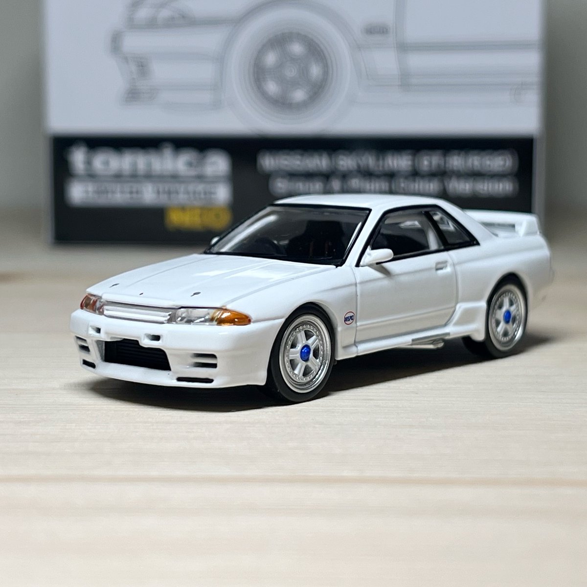 TLV-NEO Nissan SKYLINE GT-R(R32) Group A Plain Color(Exclusive for