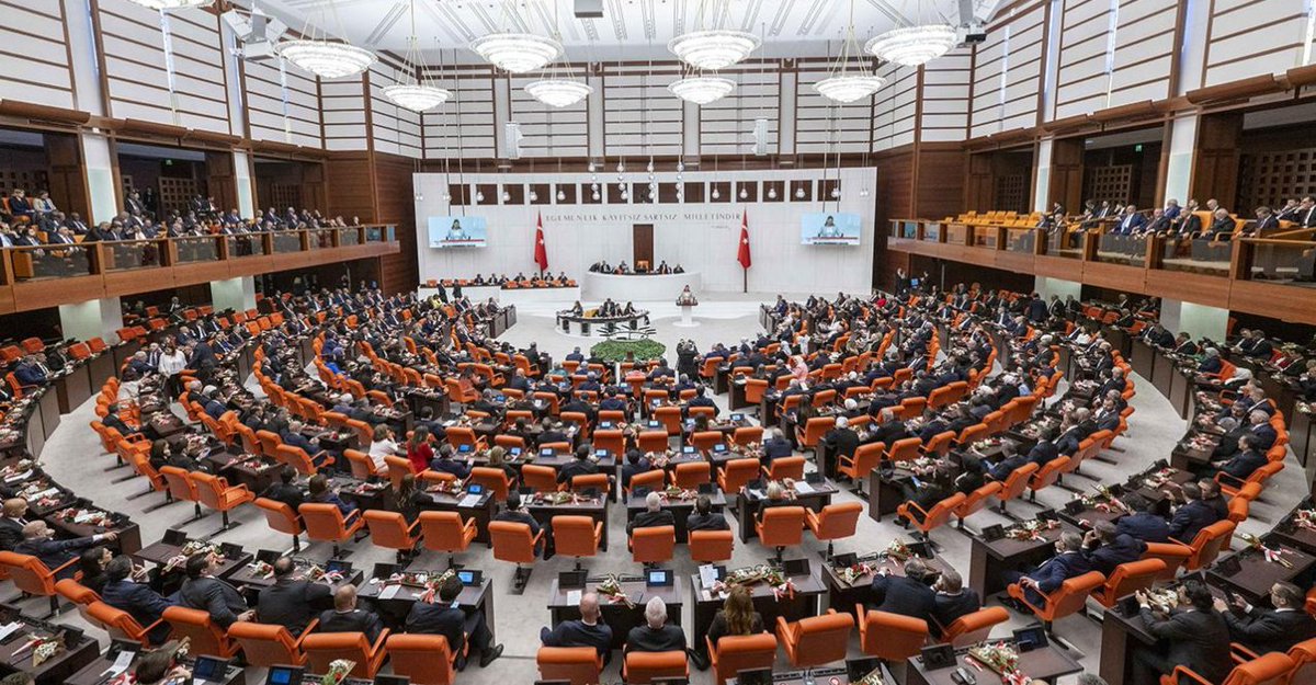 CHP TBMM'ye Sundu: "600 çok. Milletvekili sayısı 450'ye düşürülsün"

Sizce kaç olmalı?