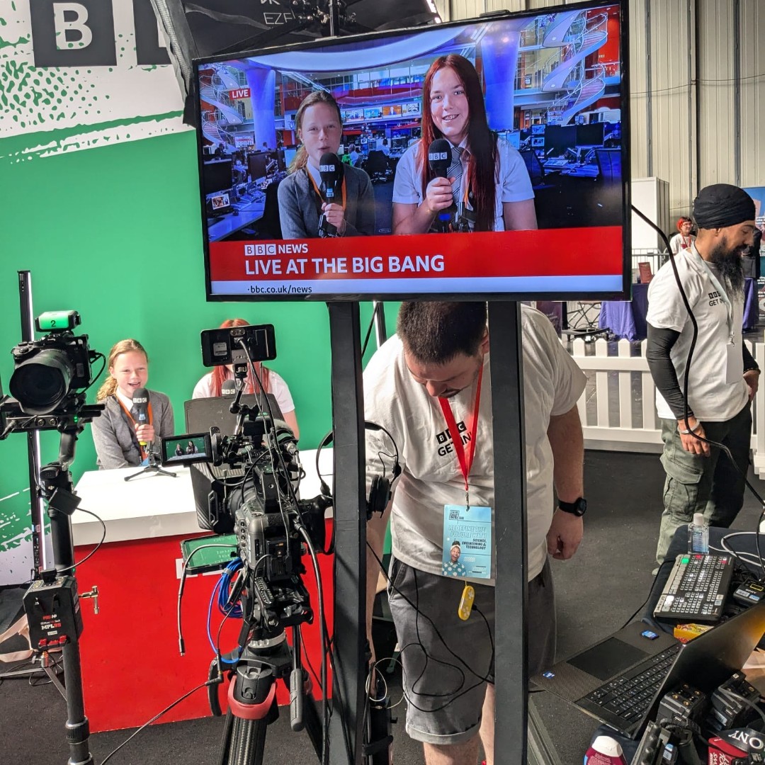 Big Bang Fair 2024
It was a busy Friday with students attending the Big Bang Fair at the NEC. Created for young inspiring engineers and scientists with hands on activities, seminar talks and workshops our students had a great time!