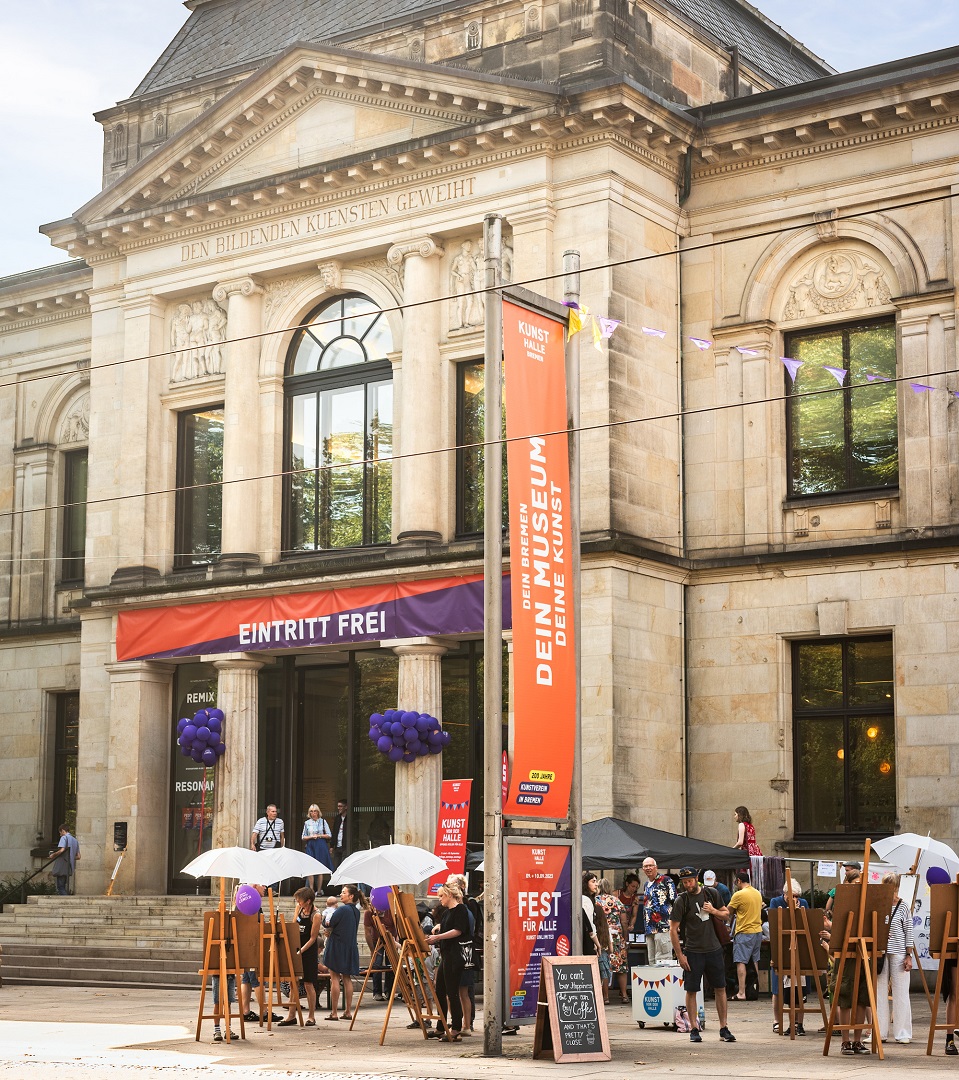 Bald ist wieder Breminale 😍
Von Mi., 3.7. bis So., 7.7. findet bei uns um die Ecke – am Osterdeich – die nächste #Breminale statt. Aus diesem Anlass ist am Wochenende 6. und 7. Juli der Eintritt in die Kunsthalle für alle Besucher*innen kostenfrei.
#Bremen