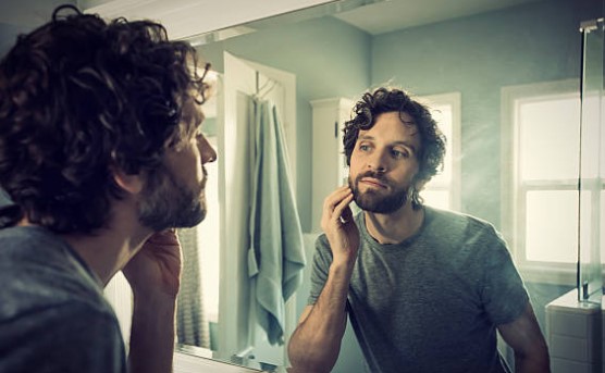 Waarom skincare geen vrouwending is: men3.be/nl/blog/is-mij…