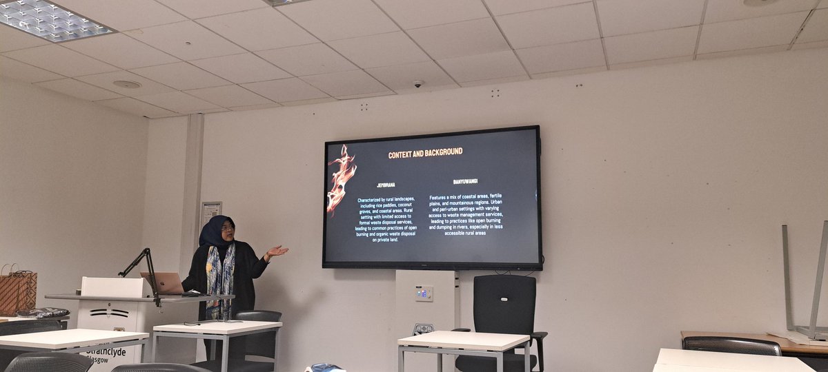 lesleyhenders's tweet image. #openburning practices and beliefs in #bali  #indonesia